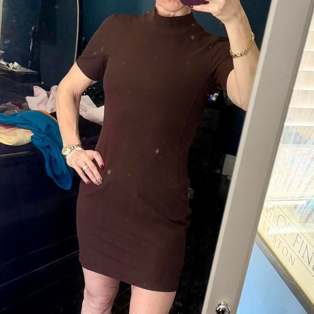 Lululemon All Aligned Ribbed Short-Sleeve Dress Espresso Size 6 NWOT